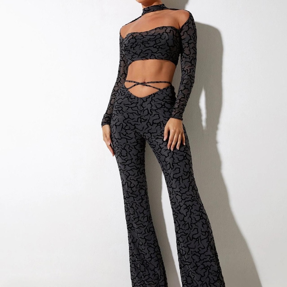 Motel Rocks Black Patterned set - image 1